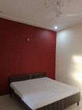 Paying guest house for girls or boys Noida