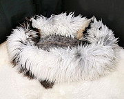 Dog bed. Animal sheepskin lair from Denver