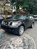 Foreign used Nissan Pathfinder 4*4 Lagos